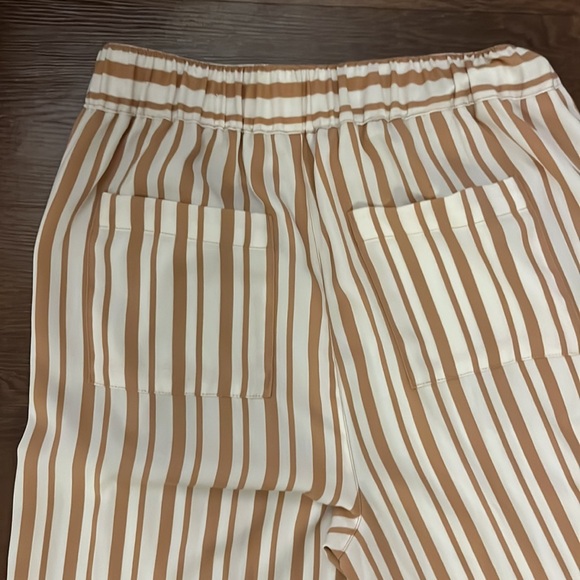 Wide Leg Loft Striped Pants - Picture 8 of 9